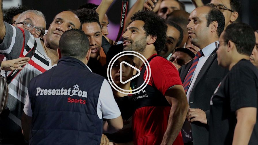 صلاح بين جمهور مصر