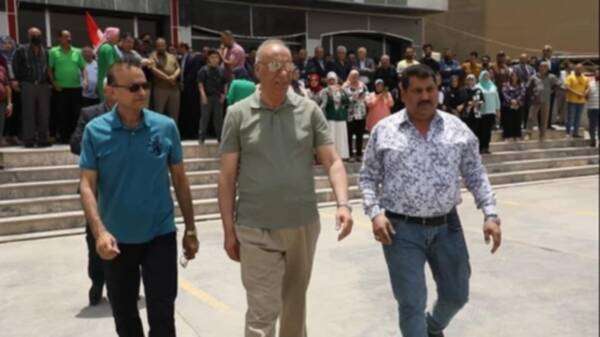 من الاحتفال