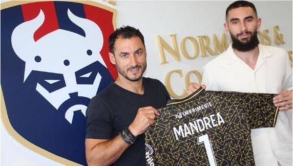 أنتوني ماندريا