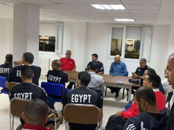 من اجتماع الوزير مع بعثة مصر