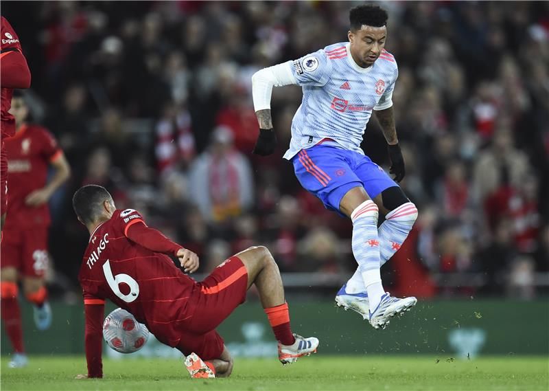 من الدوري الإنجليزي