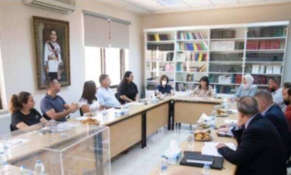 من الاجتماع