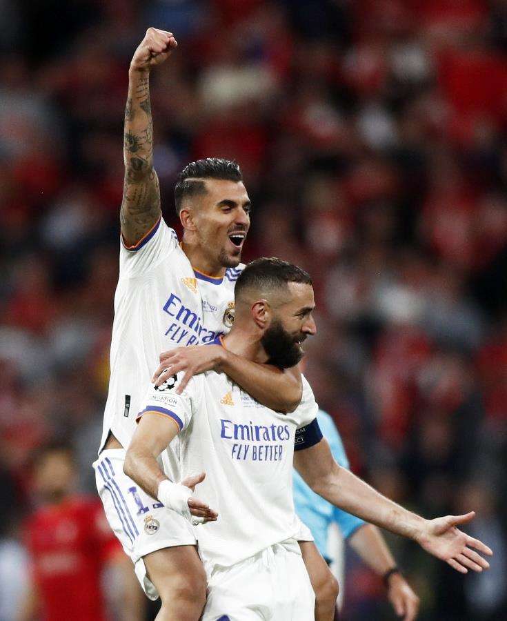 داني سيبايوس مع كريم بنزيما