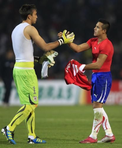2011-07-09t003057z_01_men531_rtridsp_3_soccer-copa_reuters