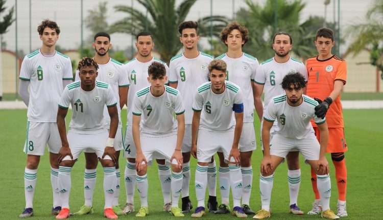 لاعبو الجزائر