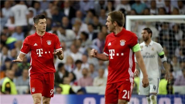 لام ومعه ليفاندوفسكي