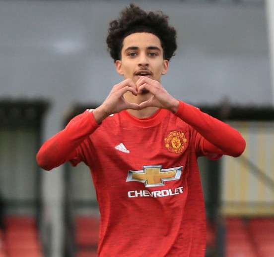 زيدان إقبال