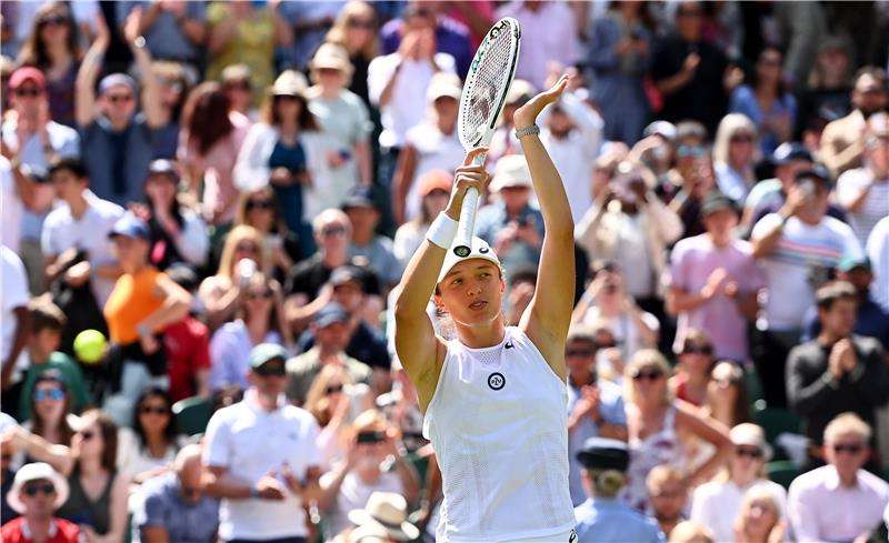 إيجا شفيونتيك