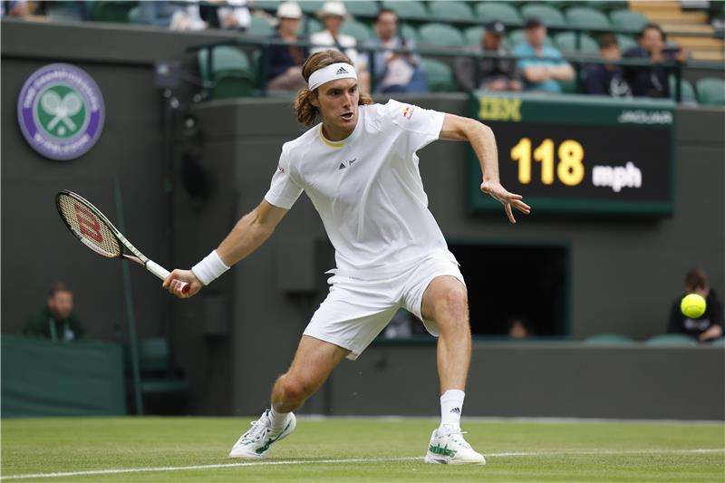 ستيفانوس تسيتسيباس