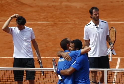 2011-07-09t135410z_01_mda12_rtridsp_3_tennis_reuters