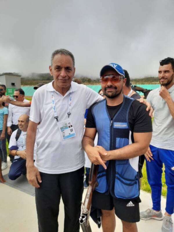 عزمي محيلبة