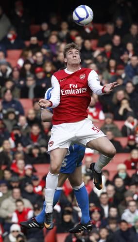 2011-01-302011-01-30t150810z_01_slp112_rtridsp_3_soccer-england-cup_reuters