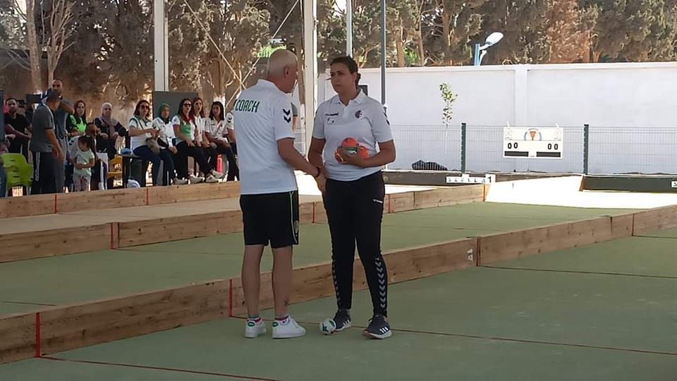 لمياء عيساوي مع مدربها