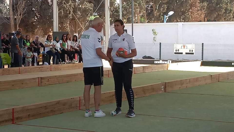 لمياء عيساوي مع مدربها