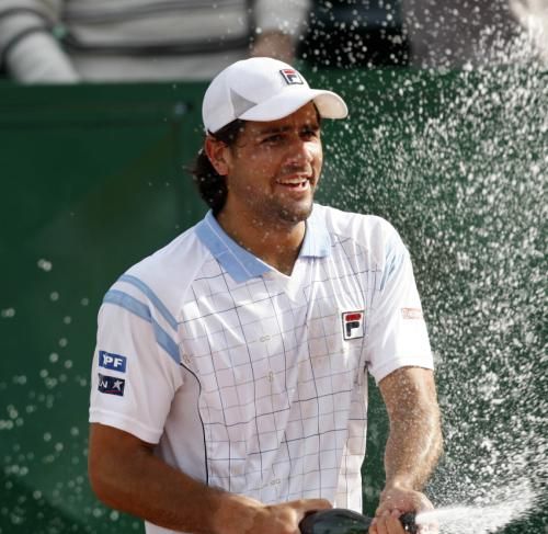 2011-07-08t173236z_01_bas207_rtridsp_3_tennis-davis_reuters