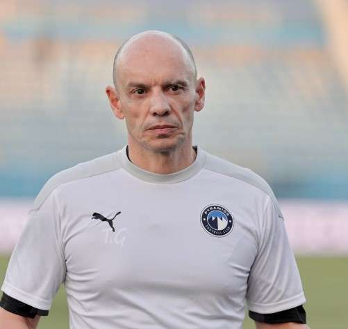 تاكيس جونياس