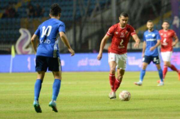 رامي ربيعة خلال مواجهة سموحة