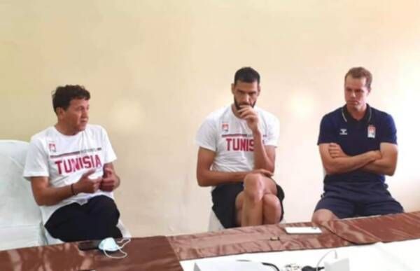 من الاجتماع