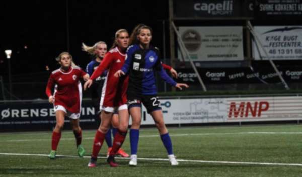 ليلى إسكندر