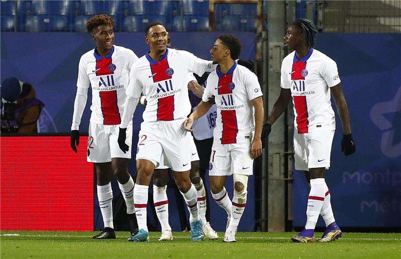 لاعبو باريس