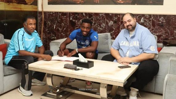 ماليك إيفونا