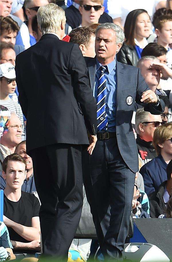 مورينيو وفينجر