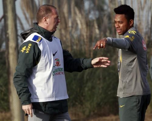 2011-06-302011-06-30t214635z_01_pw110_rtridsp_3_soccer-copa_reuters