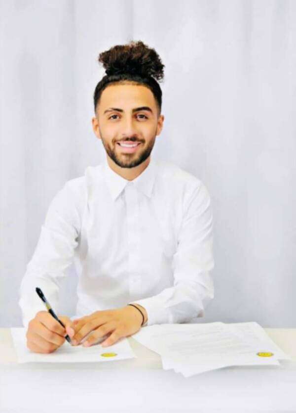 علي ناصر