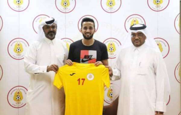 عايد بعد التوقيع