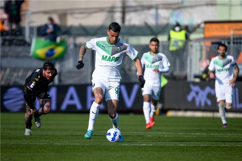 جيانلوكا سكاماكا