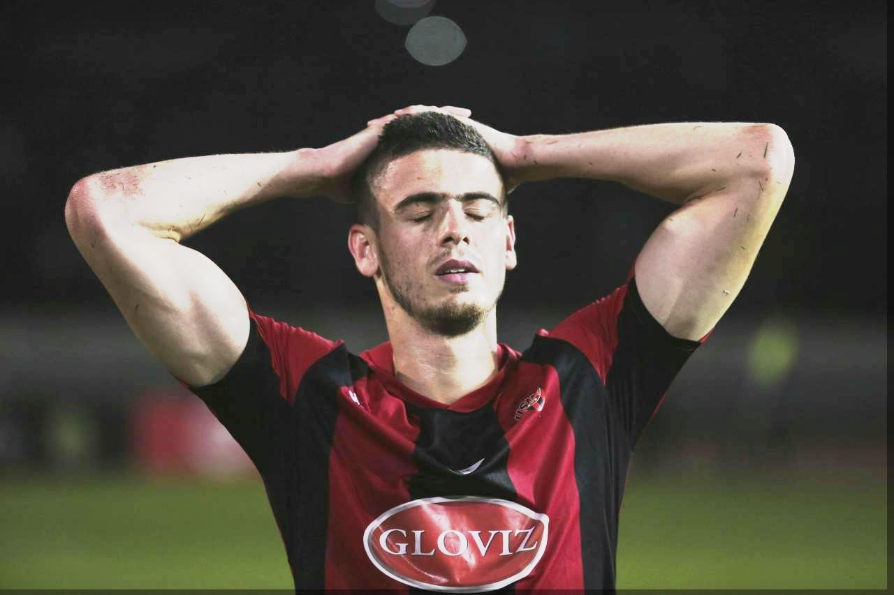 أيوب عبد اللاوي