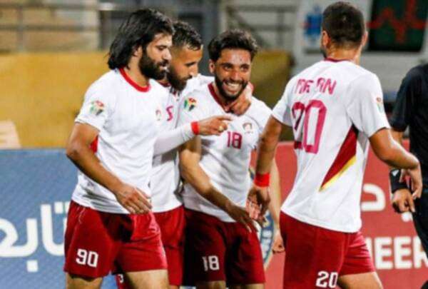 لاعبو فريق معان