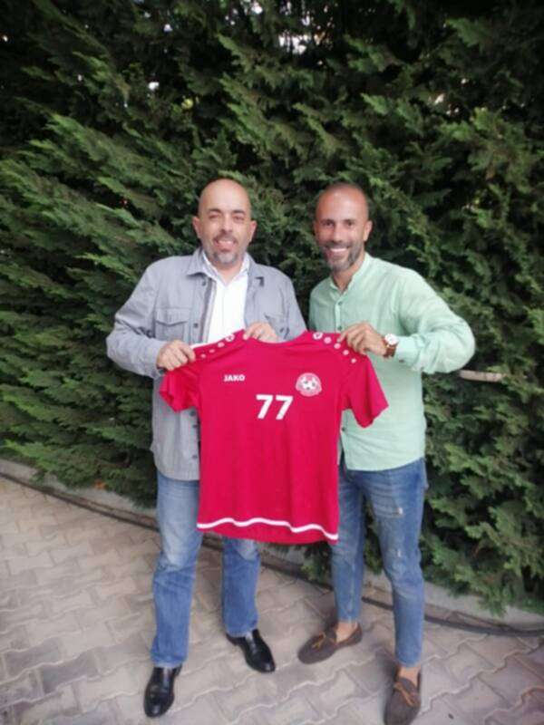 من تعاقدات الإخاء الأهلي عاليه