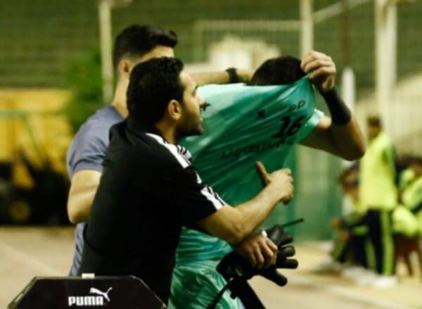 أحمد يحيى أثناء خروجه