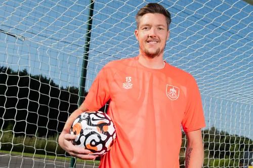 واين هينيسي