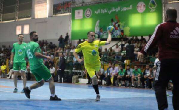 من لقاء الذهاب بين الفريقين