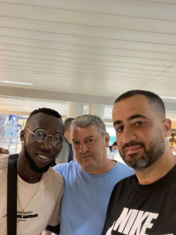 من وصول إيمانويل