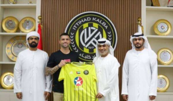 من تقديم اللاعب