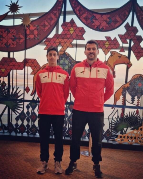 العكوش والحرازنة