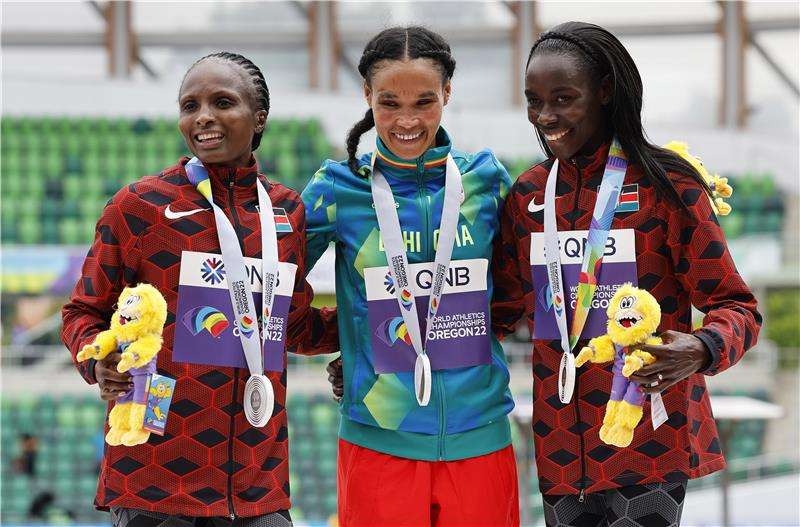 ليتسنبت جيدي تحمل الذهبية