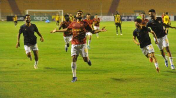 لاعبو سيراميكا