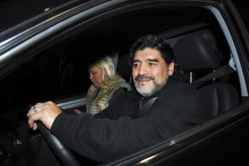2011-07-12t011151z_01_bas101_rtridsp_3_soccer-argentina-maradona_reuters