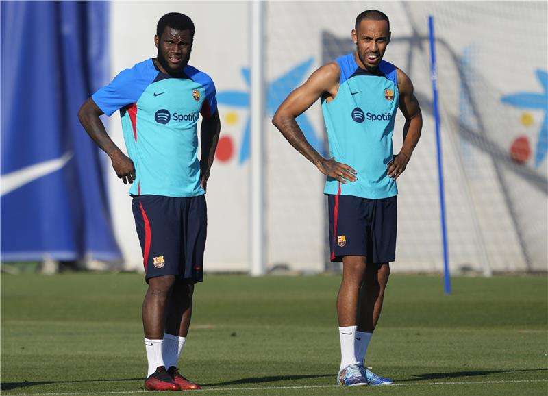 كيسي مع أوباميانج