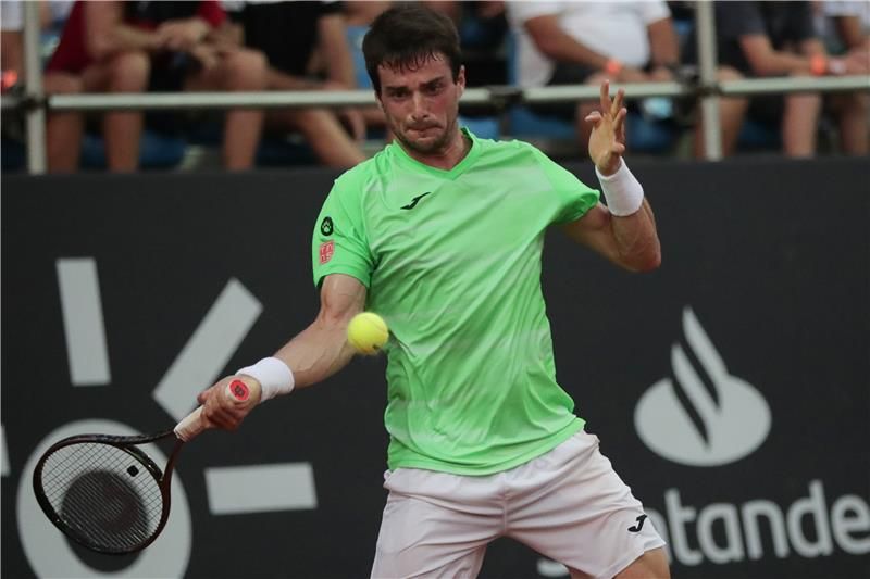 بيدرو مارتينيز