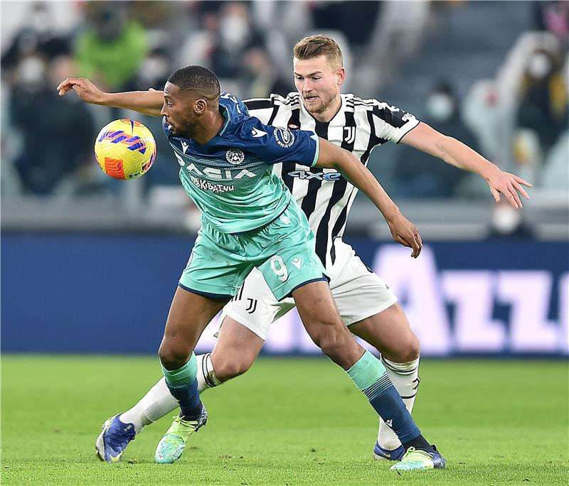 ماتياس دي ليخت