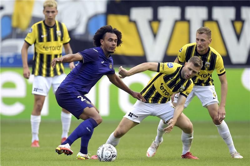 جوشوا زيركزي