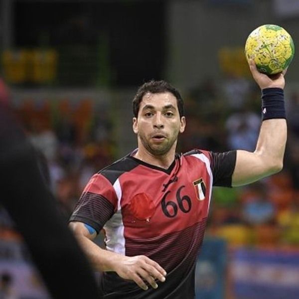 أحمد الأحمر