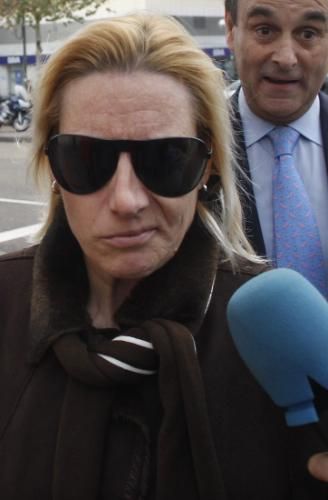 مارتا دومينجيز بطلة العالم في سباقات الموانع 