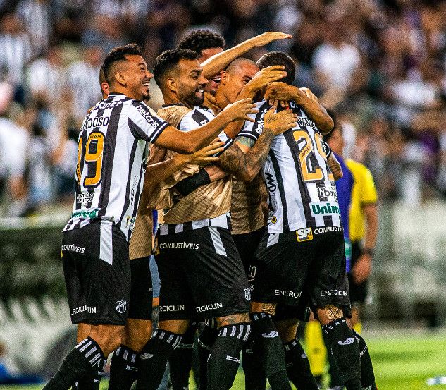 لاعبو سييارا