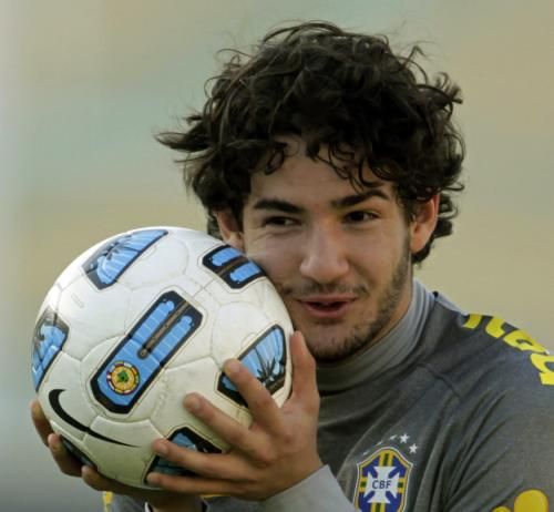 2011-07-08t210940z_01_cdb05_rtridsp_3_soccer-copa_reuters